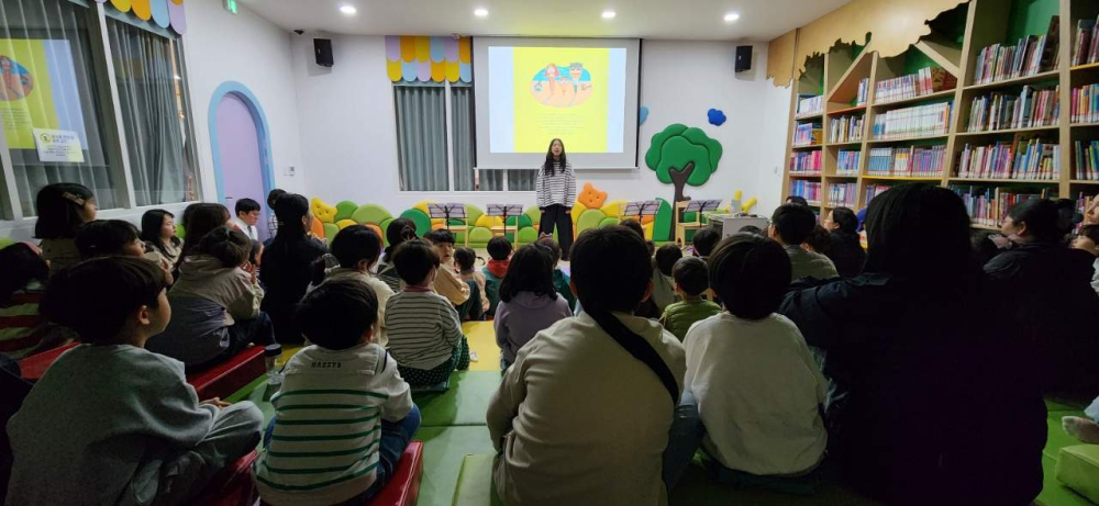 눈으로 보고 귀로 듣는 책!!!